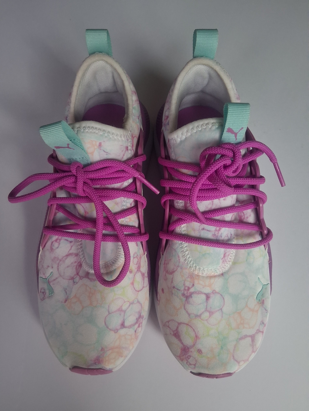 Puma Kids Bubble Print Sneakers in Pink, Mint and White Size 4
